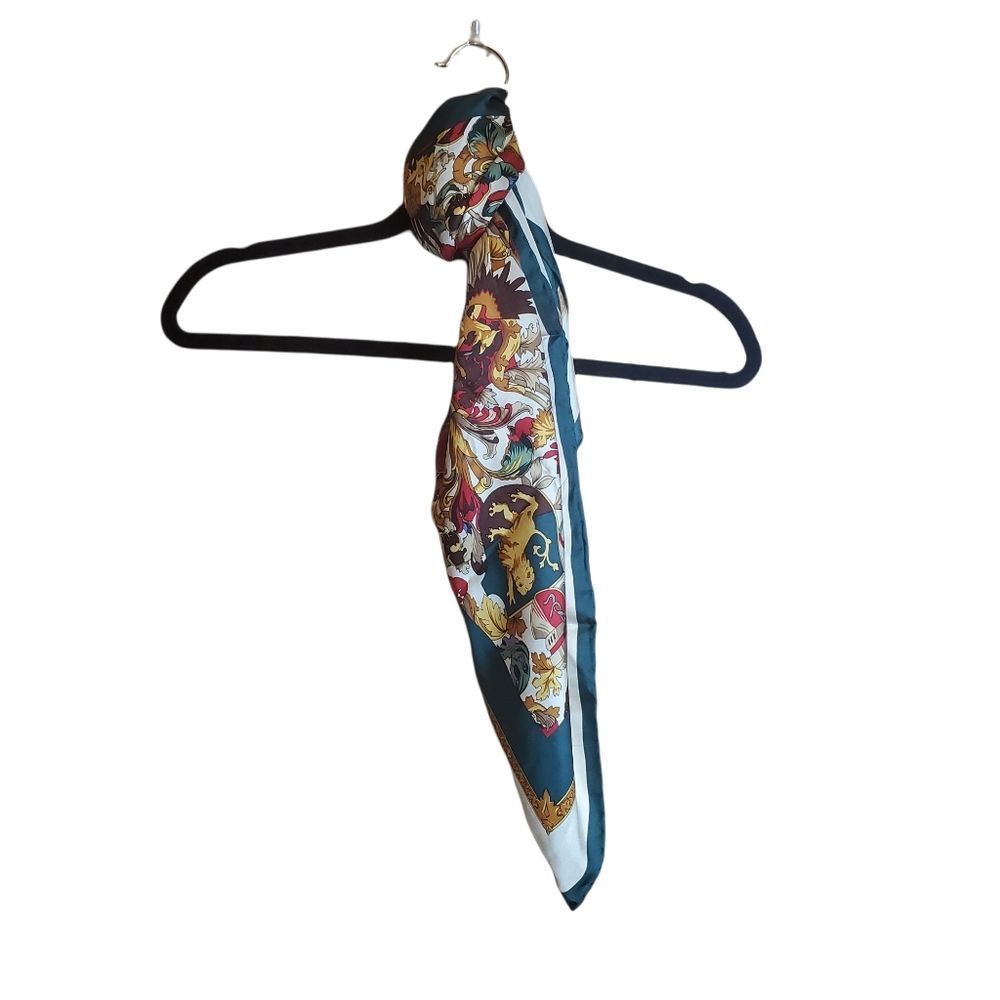 Women's 100% Silk Handwoven Scarf Made in Korea Themes of Red Green Gold